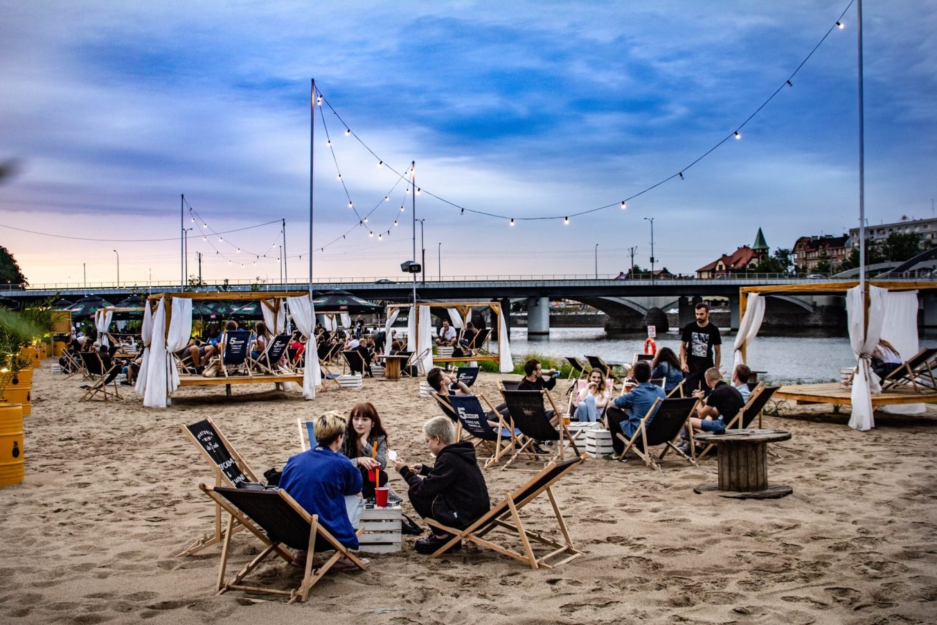 Prosto z Mostu, Poland, Wrocław beach bar with view at the sea