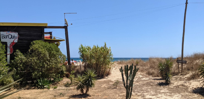 Bar Quim, Portugal, Lagos beach bar with view at the sea