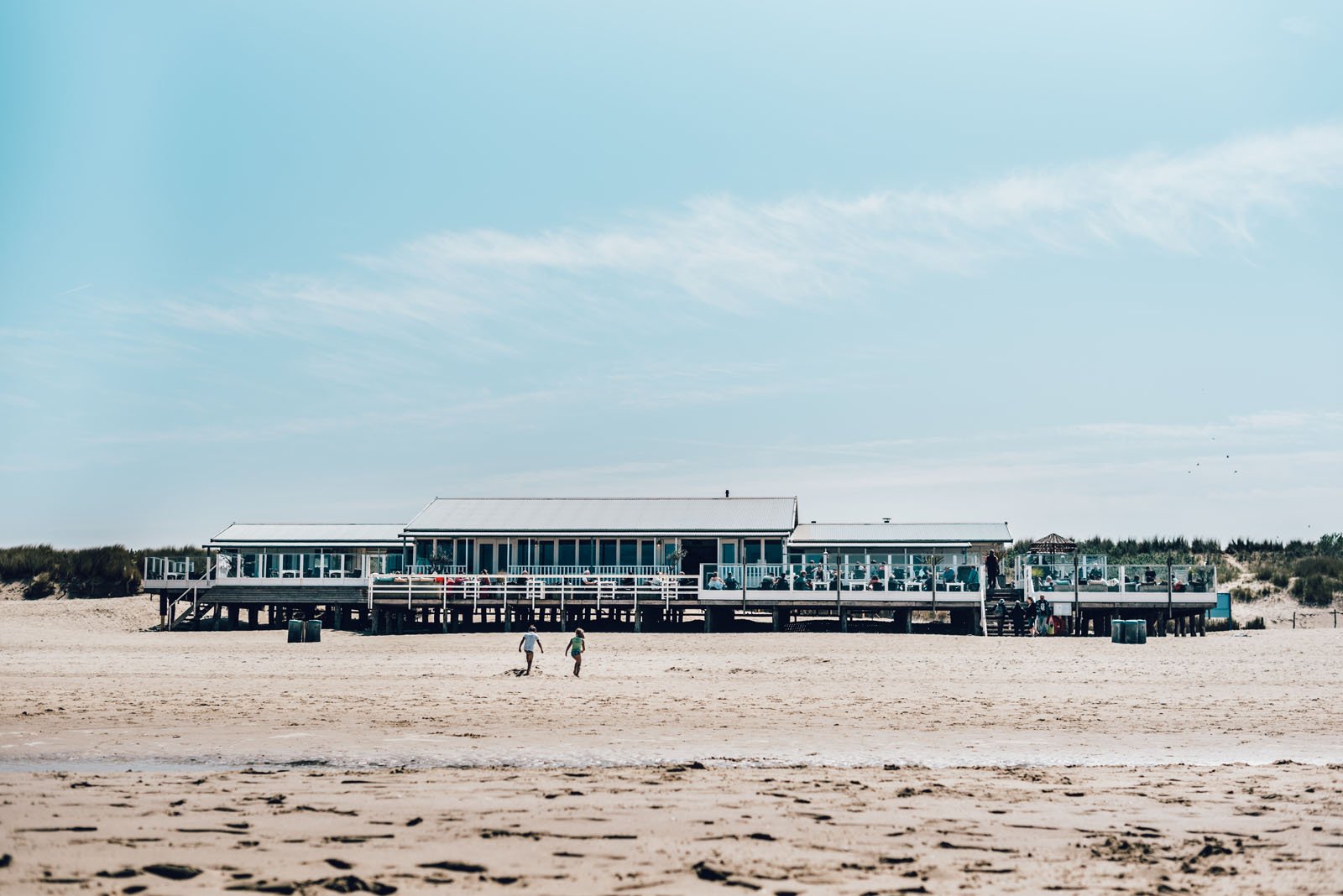 Beachhouse 25, Netherlands, Cadzand beach bar with view at the sea