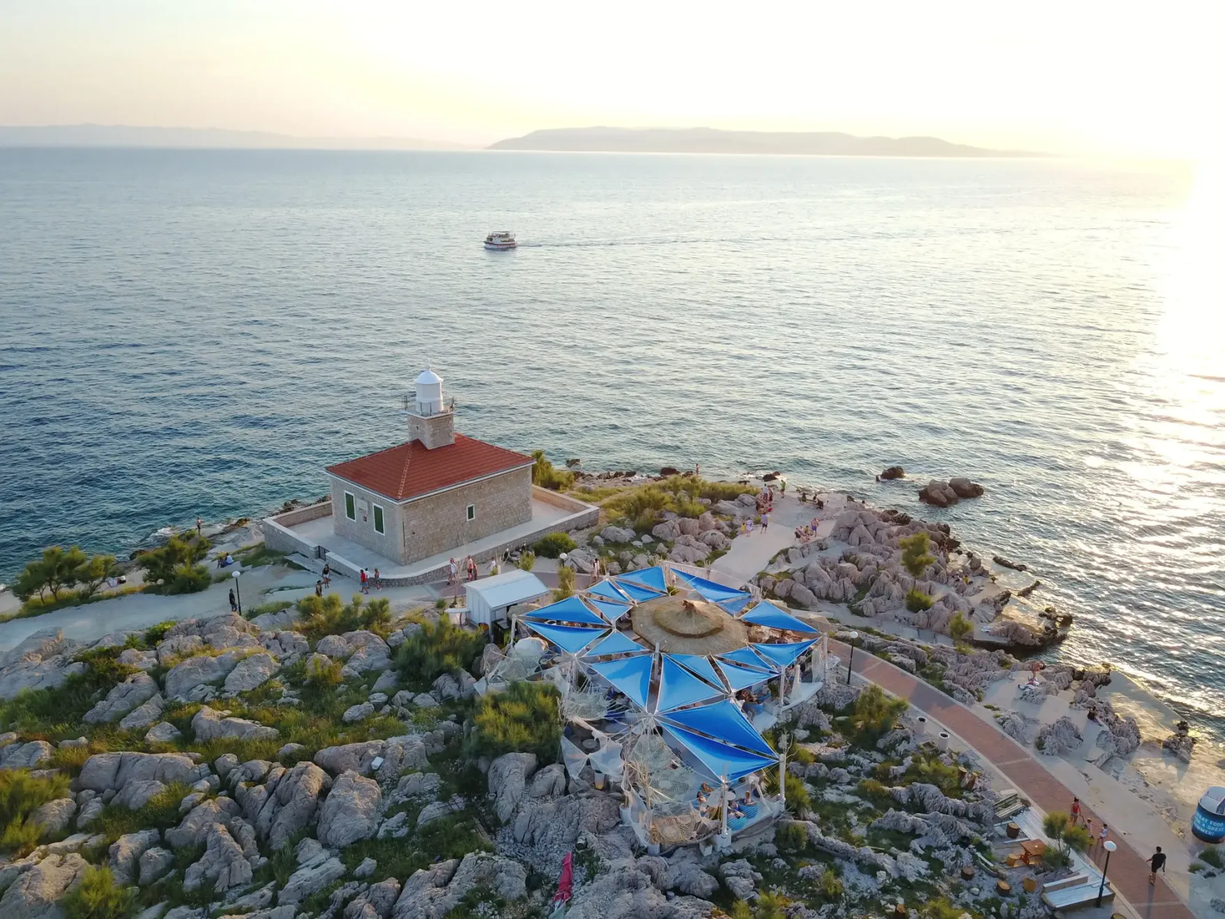 Sól Music Bar, Croatia, Makarska beach bar with view at the sea