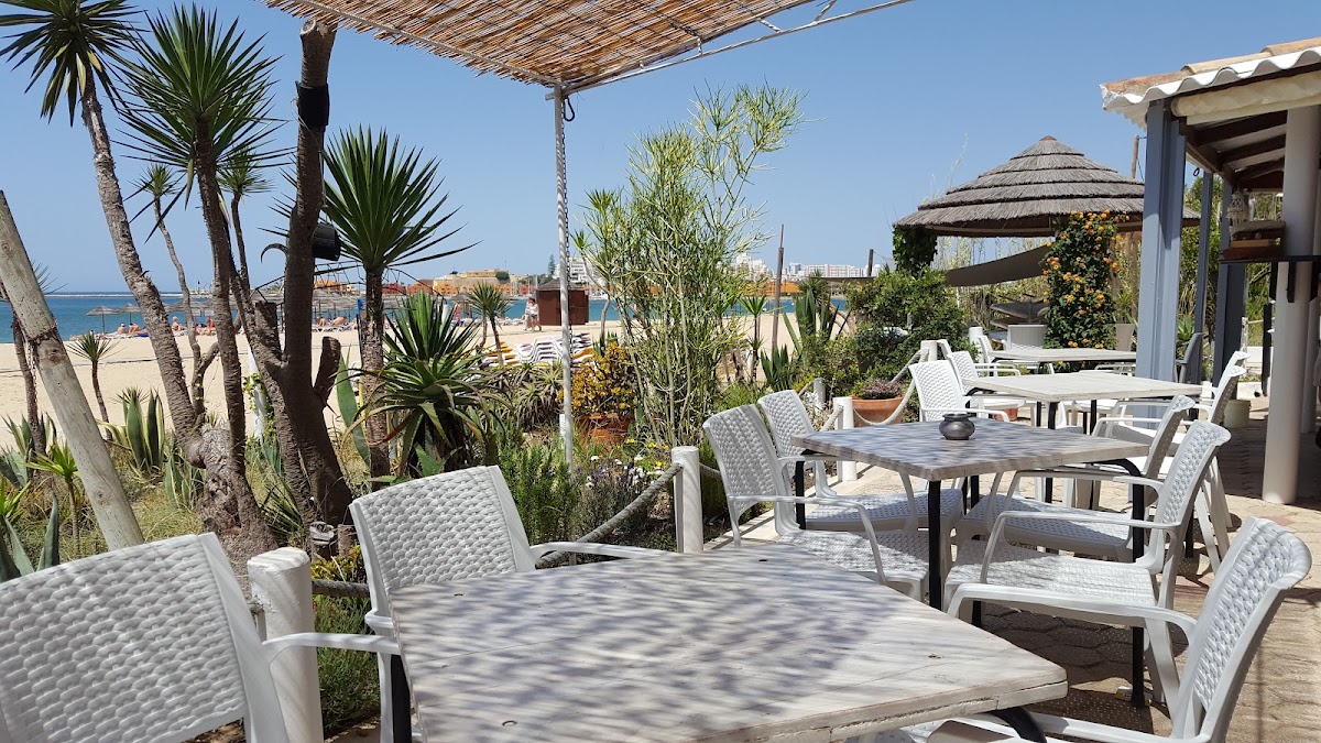 Kalu Beach Bar, Portugal, Albufeira beach bar with view at the sea